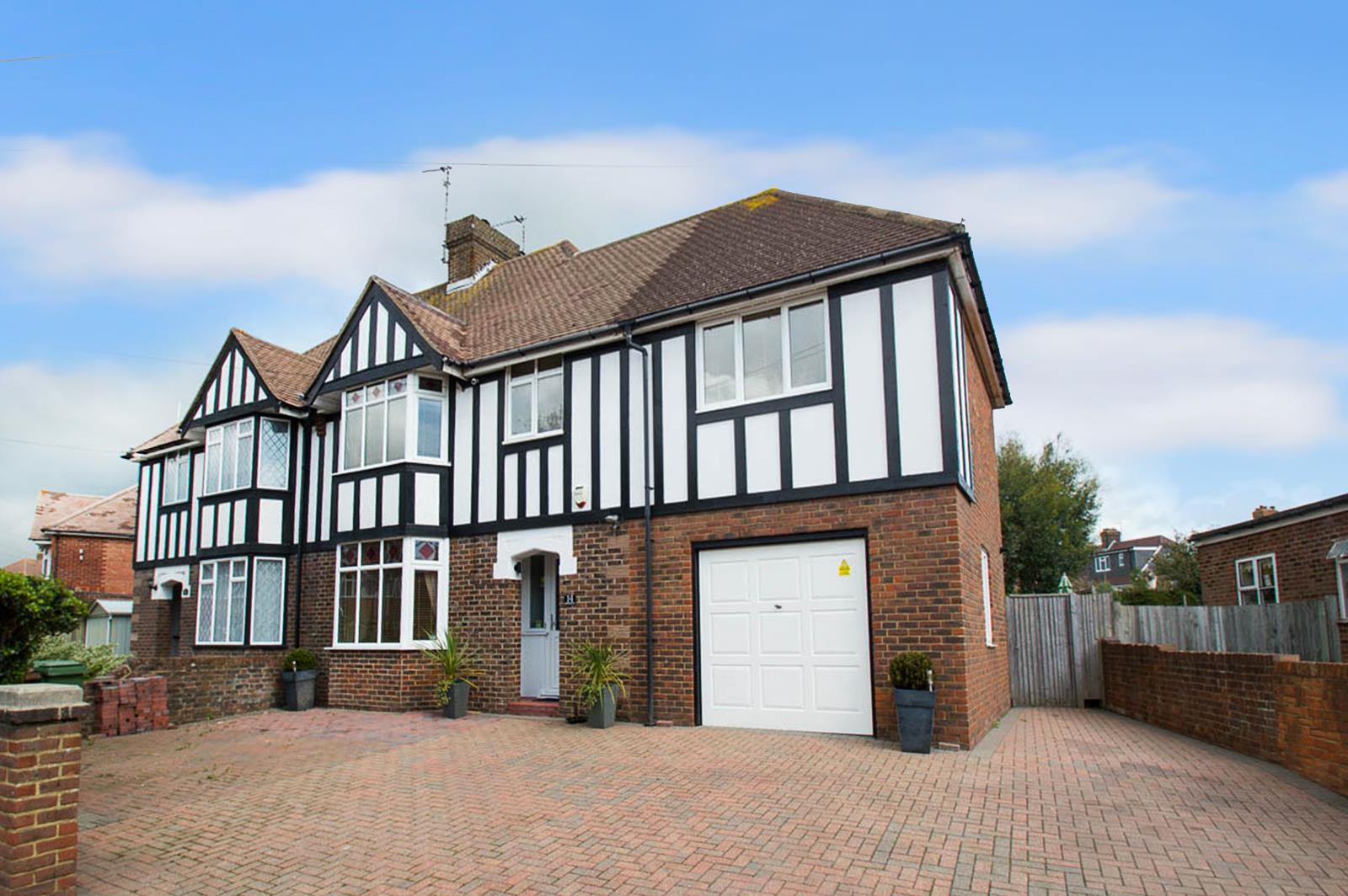 Property for Sale in Eastbourne. Town Property Eastbourne Estate Agents